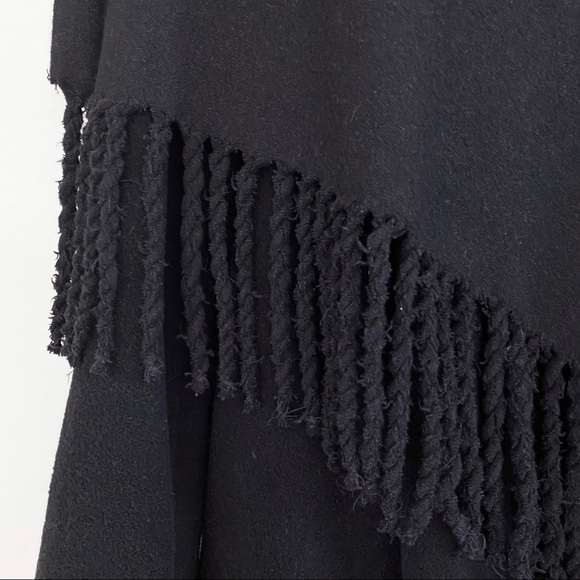 BB DAKOTA Candace Black Fringed Waterfall Coat - Picture 6 of 9